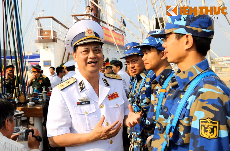 Việc trang bị tàu buồm Lê Quý Đôn vào biên chế của Quân chủng Hải quân, giúp việc thực hiện nhiệm vụ huấn luyện cho bộ đội Hải quân làm quen với các điều kiện tự nhiên trên biển, phản ứng tốt trước các tình huống có thể diễn ra. Qua đó giúp bộ đội rèn luyện kỹ năng làm việc theo nhóm, tạo lập tinh thần trách nhiệm đối với bản thân và tập thể trên tàu.