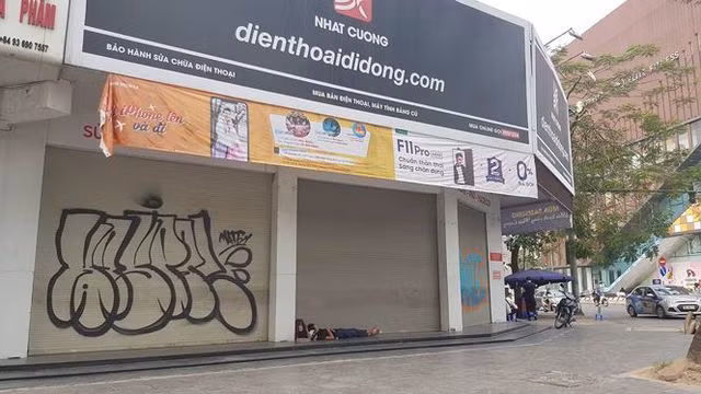 Chuoi cua hang Nhat Cuong ra sao sau khi Tong giam doc bo tron?-Hinh-5