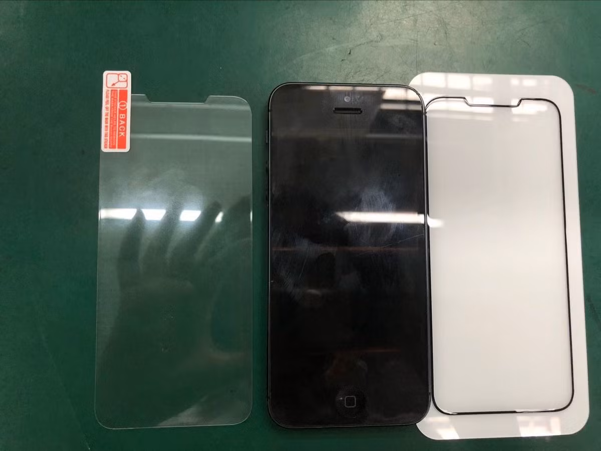 Phone SE 2 sẽ có màn hình giống iPhone X?