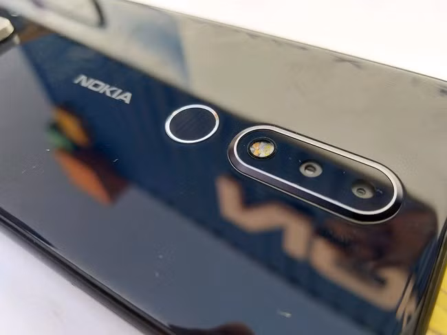 Nokia X là mẫu điện thoại thuộc phân khúc trung cấp. Ảnh: Phone Arena.