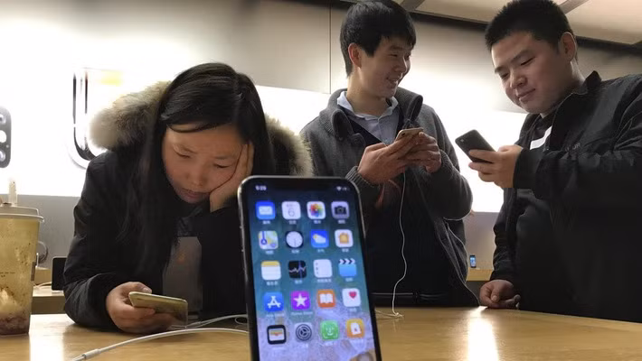 Toa an Trung Quoc ra phan quyet cam ban loat iPhone