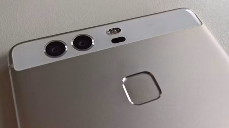 HOT: Tu 2019, mot nua so smartphone se co camera kep