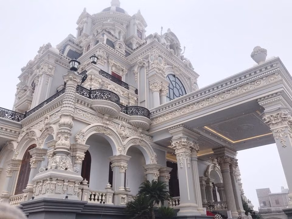 Lau dai khong lo cua nha co gai deo vang triu co ngay cuoi-Hinh-6