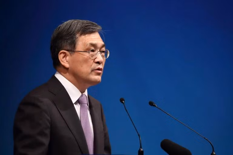 CEO bat ngo tu chuc, du lai khung Samsung van lao dao