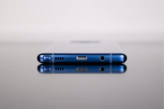 Galaxy A8s se khong con giac cam tai nghe-Hinh-2