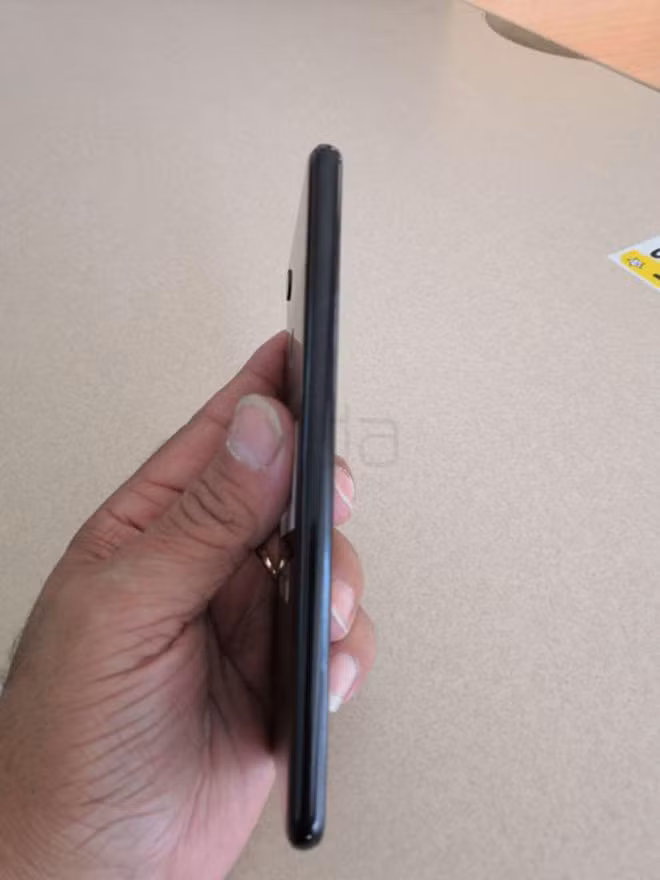 Pixel 3 XL lo anh thiet ke mat sau: Vui buon lan lon-Hinh-4