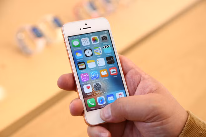 "Smartphone tot nhat cua Apple" bien mat khoi thi truong VN