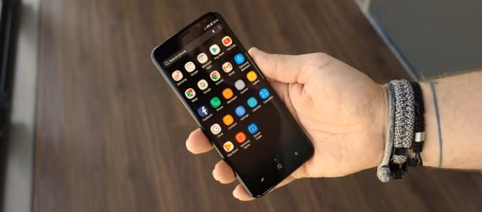 Samsung sẽ ra mắt smartphone bí ẩn với màn hình nhỏ? Samsung se ra mat smartphone bi an voi man hinh nho?