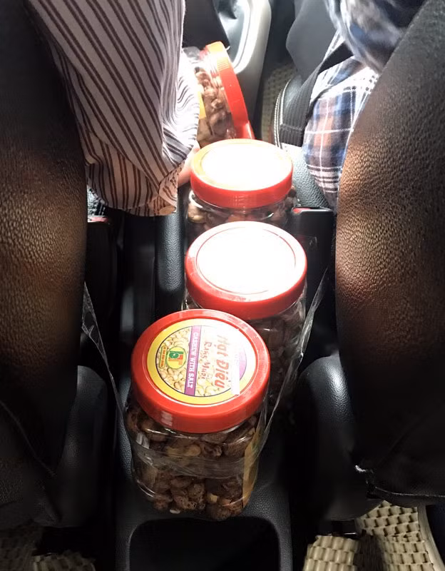 Ngac nhien truoc muon cach kiem tien cua tai xe taxi-Hinh-2