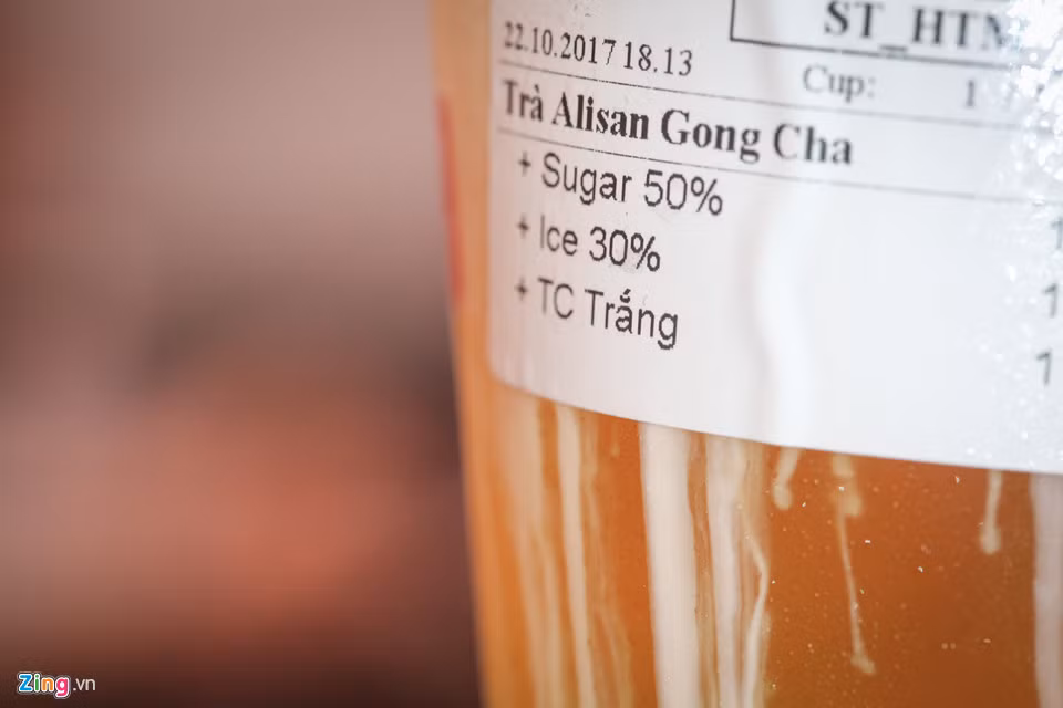 Điểm khác biệt của trà sữa hiện nay so với trước đây là khách hàng có thể tự ý điều chỉnh lượng đường, đá theo ý thích và không cần phải phụ thuộc người bán, nơi bán.
