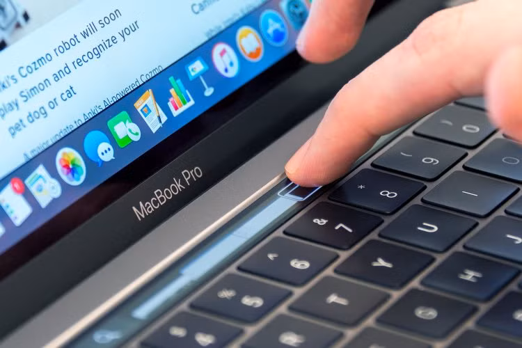Nhung chiec MacBook Pro cua Apple vua dat vua te hai nhu the nao?-Hinh-5