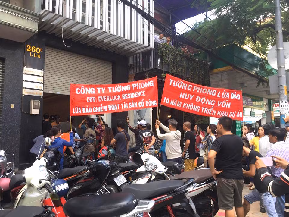 Vì "trót tin" vào chủ đầu tư, các khách hàng mua dự án Everluck Residence (Long An) có nguy cơ mất trắng tài sản.