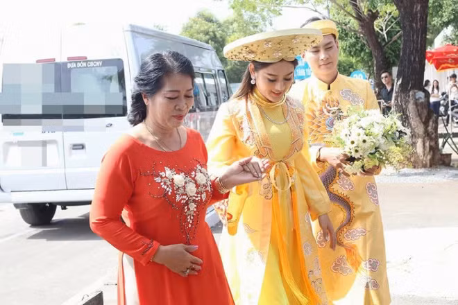 Lam Khanh Chi: 