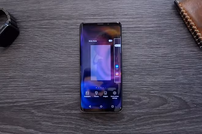 Samsung Galaxy S10 di kem voi thiet ke moi, nhieu mau sac