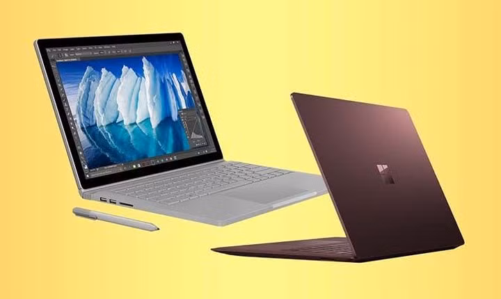 Trong khi Microsoft vừa làm mới Surface Laptop 2 của mình với bộ vi xử lý quad-core U lõi tứ mới nhất của Intel, mạnh hơn cấu hình MacBook Air mới.