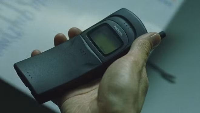 Nokia 8110 còn mới nguyên có giá khoảng 500 USD trên eBay.