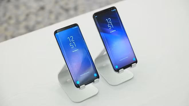 Samsung Galaxy S8, S8+.