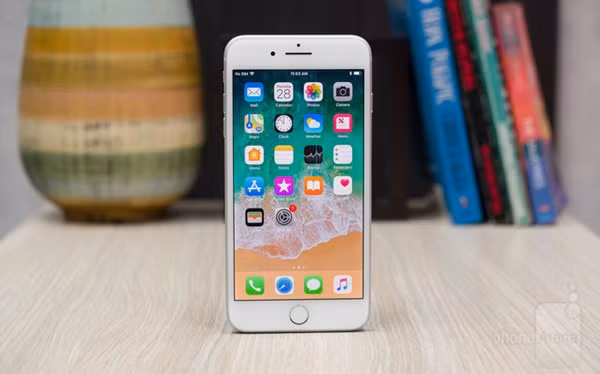 iPhone 8 Plus là mẫu iPhone nặng nhất xưa nay iPhone 8 Plus la mau iPhone nang nhat xua nay