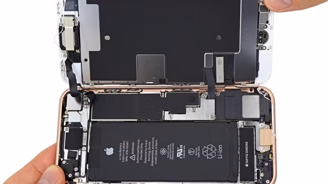 Sự cố về pin: “Bóng ma” mới ám ảnh ngành công nghiệp smartphone - Hình 4 Su co ve pin: “Bong ma” moi am anh nganh cong nghiep smartphone-Hinh-4