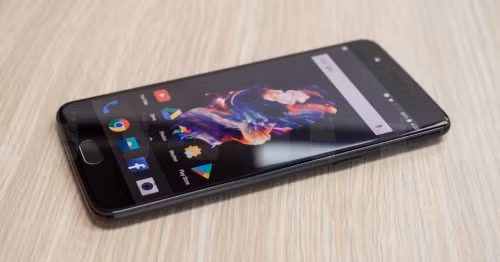 OnePlus 5 vừa ra mắt đã dính lỗi hao pin OnePlus 5 vua ra mat da dinh loi hao pin