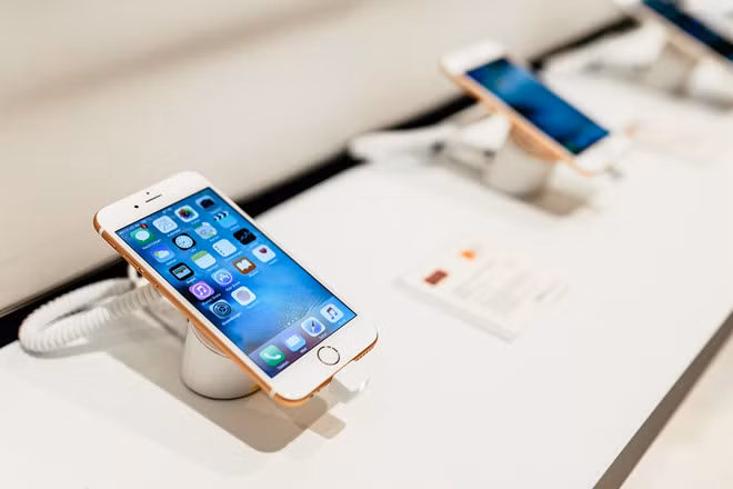 iPhone 6, 6S cũng có giá chỉ 4-5 triệu đồng. iPhone 6, 6S cũng có giá chỉ 4-5 triệu đồng.