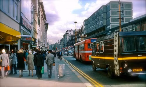 Hình ảnh về một thủ đô London sầm uất hồi thập niên 1970. (Nguồn ảnh: Vintag)