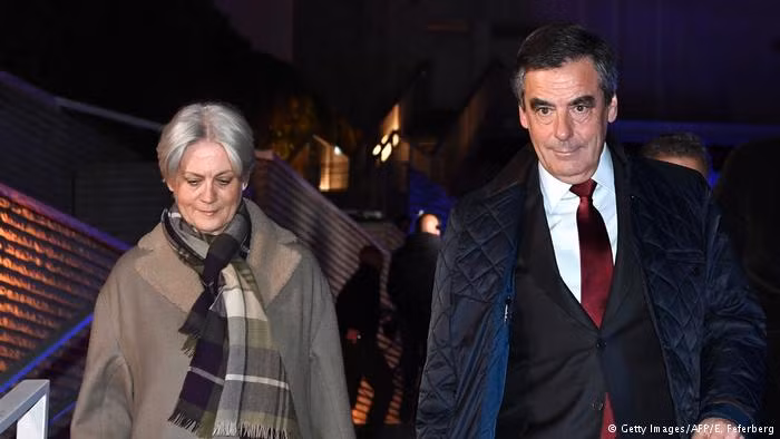 Vợ của ông Fillon được cho là đã được trả 830.000 Euro khi làm công việc “trợ lý cho chồng” suốt nhiều năm trong Quốc hội. Ảnh: DW