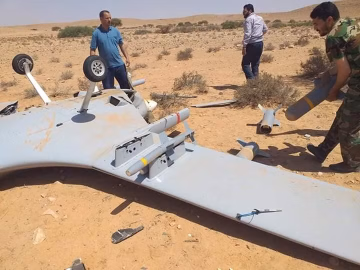 Các nhà quan sát Libya đã tiết lộ rằng, trong 6 tháng qua, Quân đội Libya (LNA) đã bắn hạ ít nhất 24 máy bay không người lái vũ trang (UCAV) Bayraktar TB2 do Thổ Nhĩ Kỳ sản xuất trên chiến trường Libya.