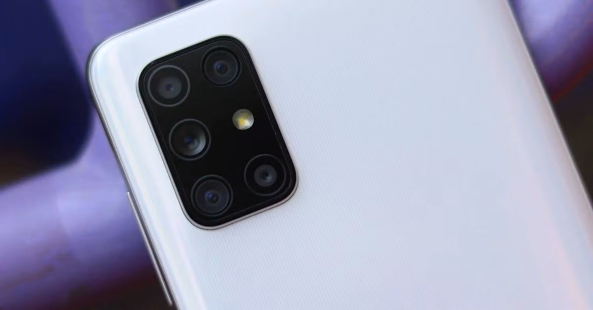 Sự cải tiến đặc biệt trên sản phẩm này so với phiên bản tiền nhiệm Galaxy A71 chính là camera tele 3x như trên dòng Galaxy S20.