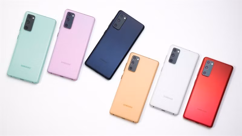 Đây là biến thể mới của gia đình Galaxy S20 với giá cực rẻ chỉ 699 USD, tương đương 15,99 triệu đồng.