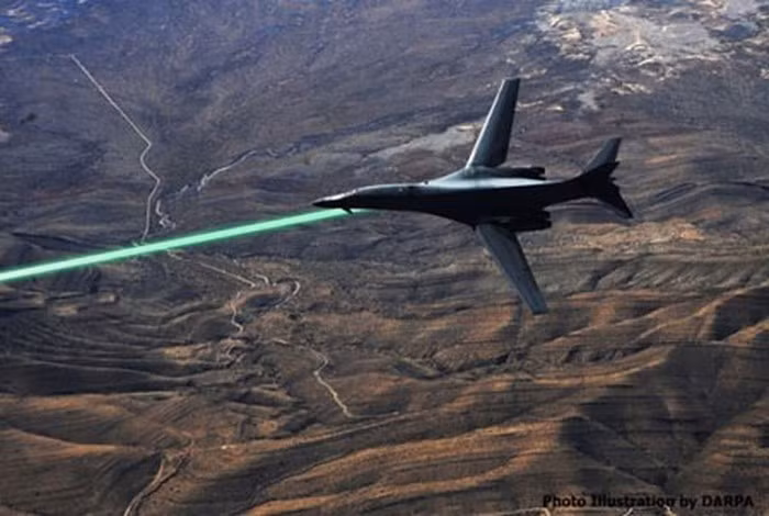Theo các chuyên gia, chùm laser có diện tích nhỏ nhưng cực kỳ mạnh mẽ này sẽ có thể đánh chặn và tiêu diệt hỏa lực của đối phương. Tia laser có khả năng gây sát thương cục bộ cho tên lửa, do đó nó mất khả năng xác định mục tiêu hoặc bị phá hủy hoàn toàn.