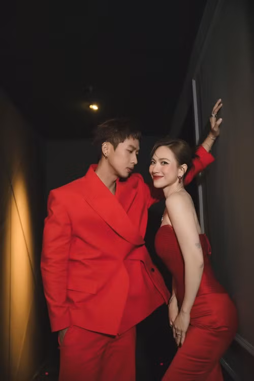 Dàn bạn gái màn ảnh trẻ xinh gợi cảm của Tuấn Trần Dan ban gai man anh tre xinh goi cam cua Tuan Tran