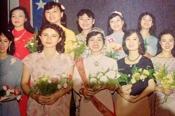 Hoa hau Bui Bich Phuong ke chuyen it biet ve A hau Thu Mai-Hinh-2