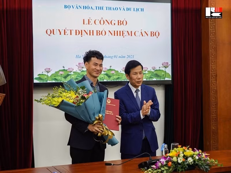 Ngoài tổ ấm hạnh phúc, Xuân Bắc ngày càng thăng tiến trong sự nghiệp. Anh lên chức Giám đốc Nhà hát Kịch Việt Nam vào tháng 1/2021. Ảnh: Tiền Phong.
