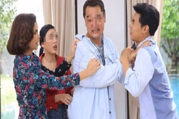 Mua tặng cây quất Tết nhưng con rể khiến bố vợ giận "tím mặt" Mua tang cay quat Tet nhung con re khien bo vo gian