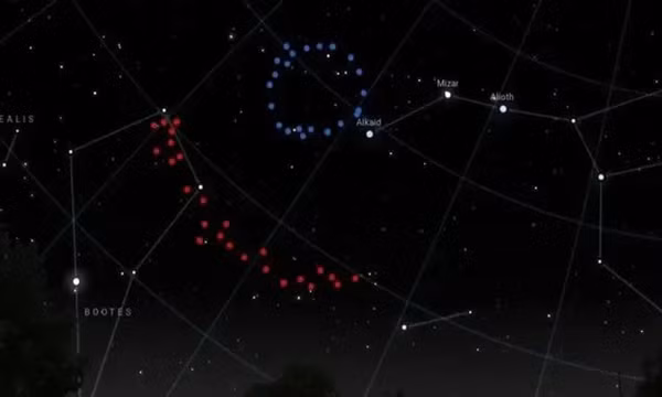 Vượt 9 tỷ năm ánh sáng, “hố vũ trụ” lớn gấp 15 lần trăng tròn Vuot 9 ty nam anh sang, “ho vu tru” lon gap 15 lan trang tron