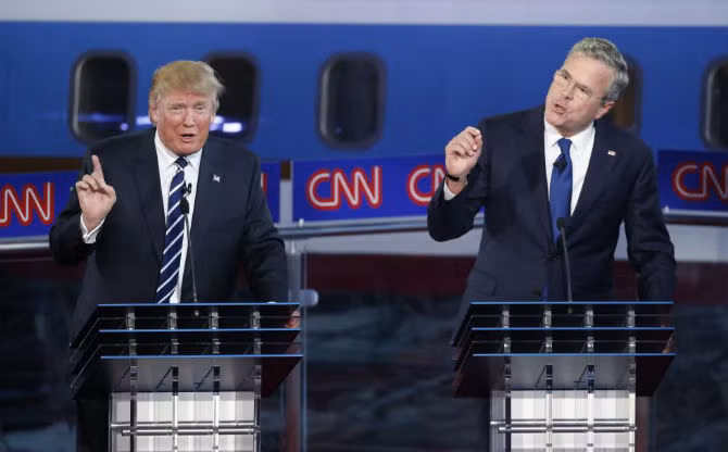 Hai ứng cử viên tổng thống Mỹ của Đảng Cộng hòa là Donald Trump và Jeb Bush tranh luận tại thư viện Tổng thống Ronald Reagan ở Simi Valley, California ngày 16/9.