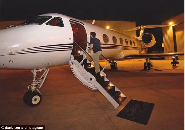 Máy bay riêng của Bilzerian.