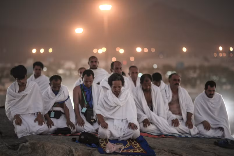 Hành hương Hajj là một nghĩa vụ tôn giáo quan trọng mà mỗi tín đồ Hồi giáo phải tới viếng Thánh địa Mecca ít nhất một lần trong đời.