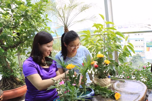 Duoc si Le Thi Binh: Sau su nghiep thanh cong la gia dinh hanh phuc-Hinh-3