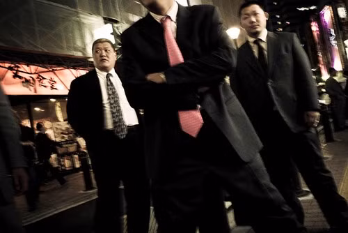 Anh nói: “Nhiều thành viên Yakuza cũng như người bình thường giống tôi và các bạn.