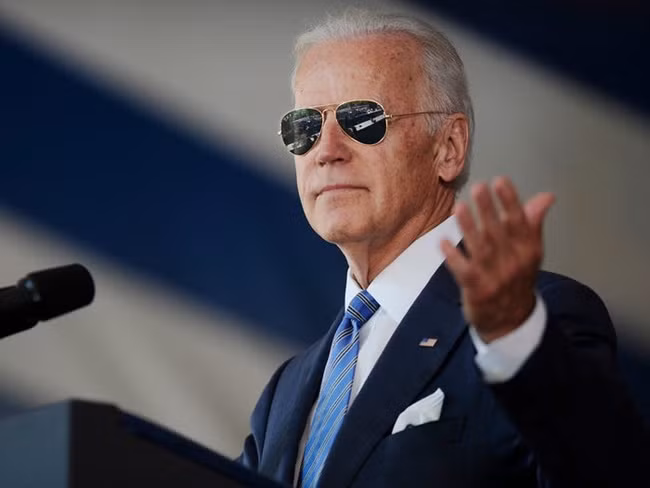 Theo Forbes, vợ chồng ông Biden cho biết kiếm được 11 triệu USD sau khi rời Nhà Trắng năm 2017, năm 2018 kiếm được 4,5 triệu USD và năm 2019 là 1 triệu USD.