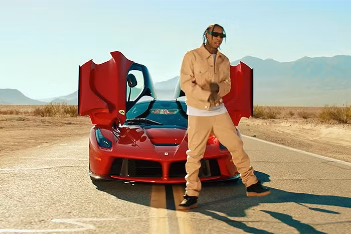 Bởi, những chiếc Ferrari LaFerrari đã qua sử dụng hiện tại đang là "món hời" cho các đại lý siêu xe.
