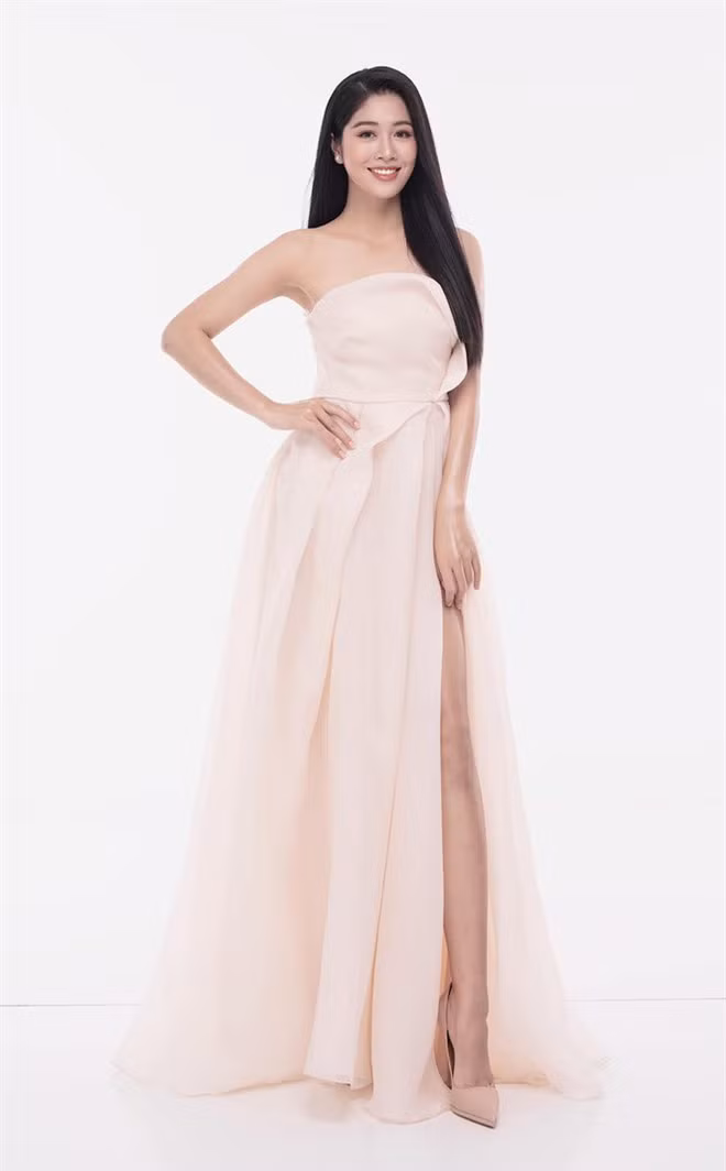 Về lý do quyết định tham gia cuộc thi Hoa hậu Việt Nam, Vân Ly chia sẻ cô xem đây là cơ hội để lan toả các hoạt động nhân ái cho cộng đồng. Ảnh: HHVN.