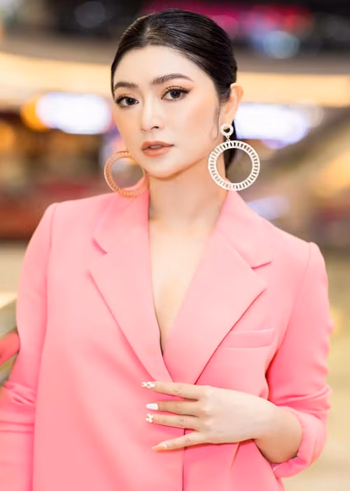 Thanh Trúc từng bị hiểu nhầm là mẹ đơn thân do trùng tên với một diễn viên khác. Ảnh: FBNV
