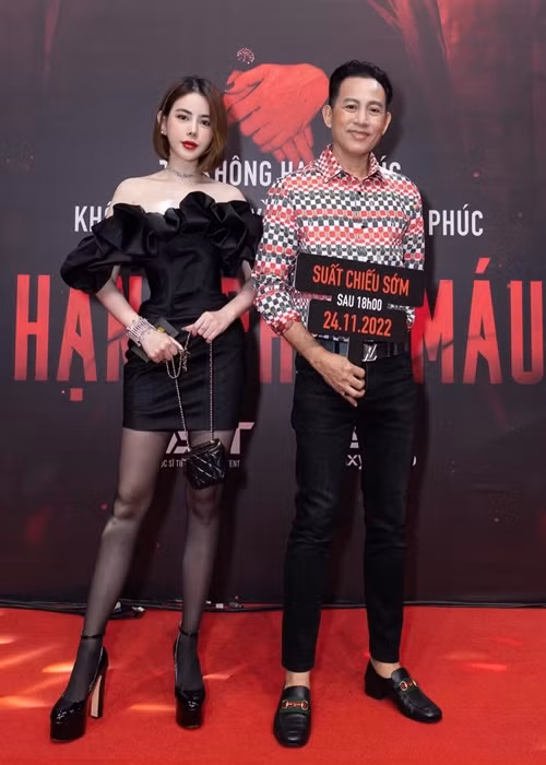 Con gai tung doat ngoi a hau cua dien vien Huu Tien