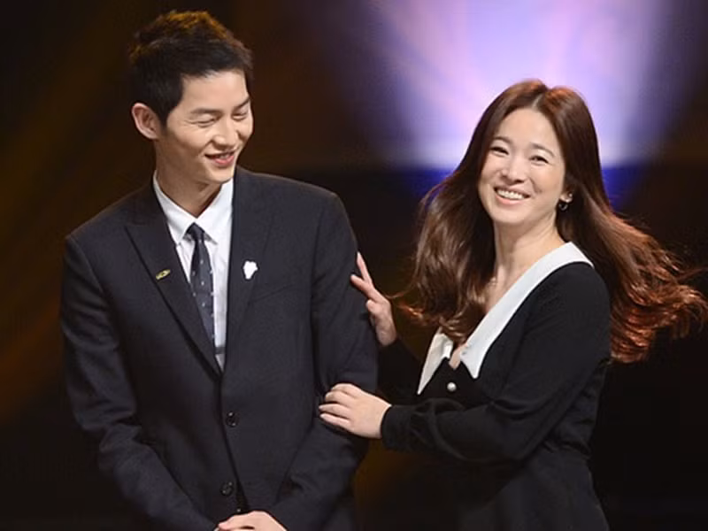 Không ít lần Song Hye Kyo lộ dấu hiệu tuổi tác. Ảnh: Sina