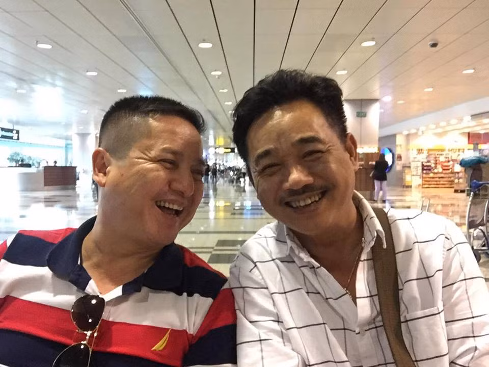 Chí Trung hóm hỉnh chia sẻ về khoảnh khắc cười vui cùng Quốc Khánh "Ngọc Hoàng - Xã Hội vi hành. Thấy dân than khổ cũng đành... ngó lơ!".