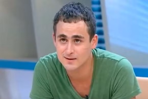 Ivan Mishukovs Khi lên 4 tuổi, Mishukov đã chạy trốn mẹ và bạn trai vũ phu của mẹ bằng cách nhặt rác cũng như thực phẩm bẩn trên đường phố Nga để sinh sống. Sau khi nhường cho một đàn chó thực phẩm của mình, Mishukov đã được chấp nhận là một thành viên của loài này. Anh đã sống với đàn chó này trong vòng 2 năm trước khi được cảnh sát tìm thấy. Sau đó, Mishukovs đã được dạy cách nói chuyện như một người bình thường.