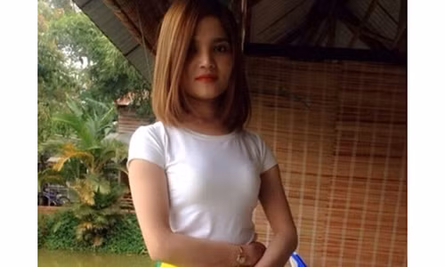 Kieu nu bi an va hang loat vu sap bay vang gia